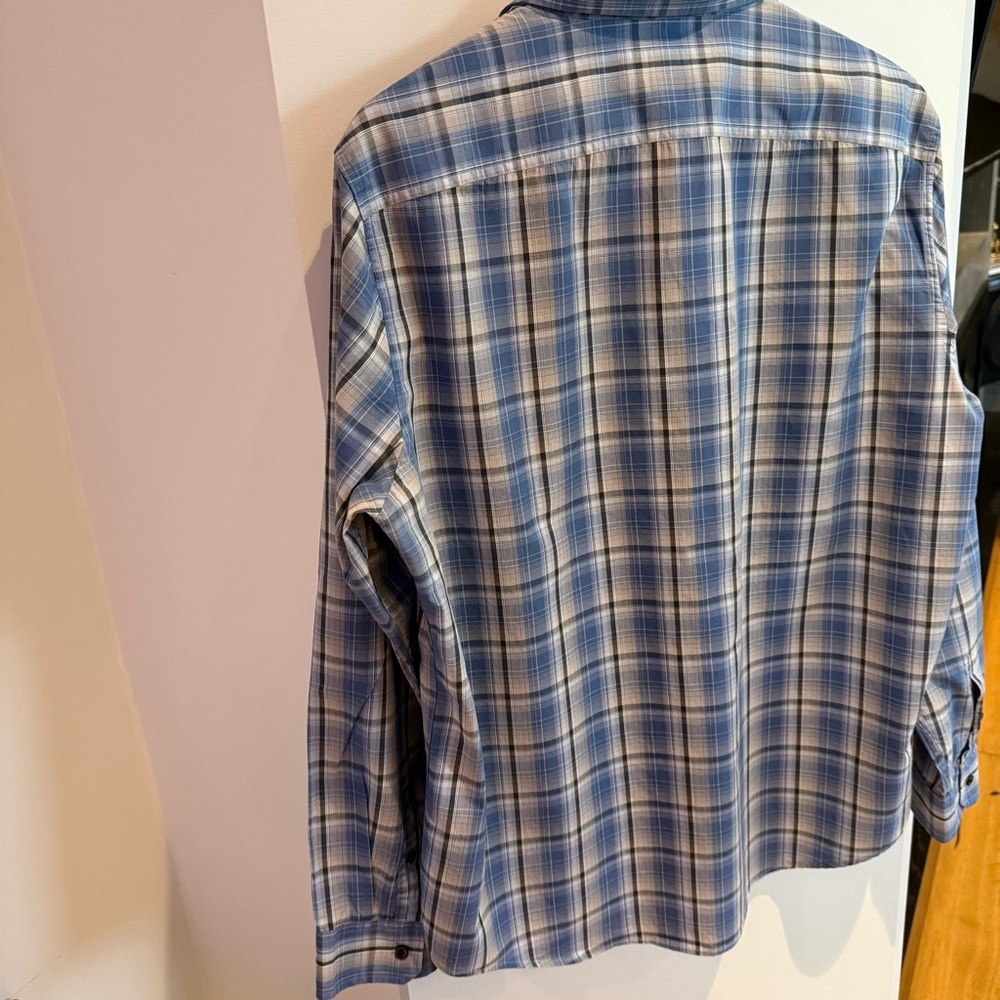 Michael Kors Dress shirt, Blue and White Plaid Long-Sleeve Shirt, Men’s Large - Picture 9 of 10
